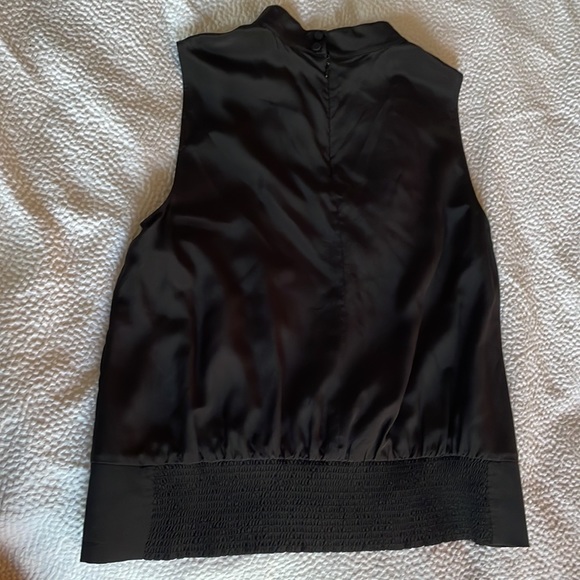 Frame Mock-Neck Silk Blouse, Black M - Picture 5 of 5